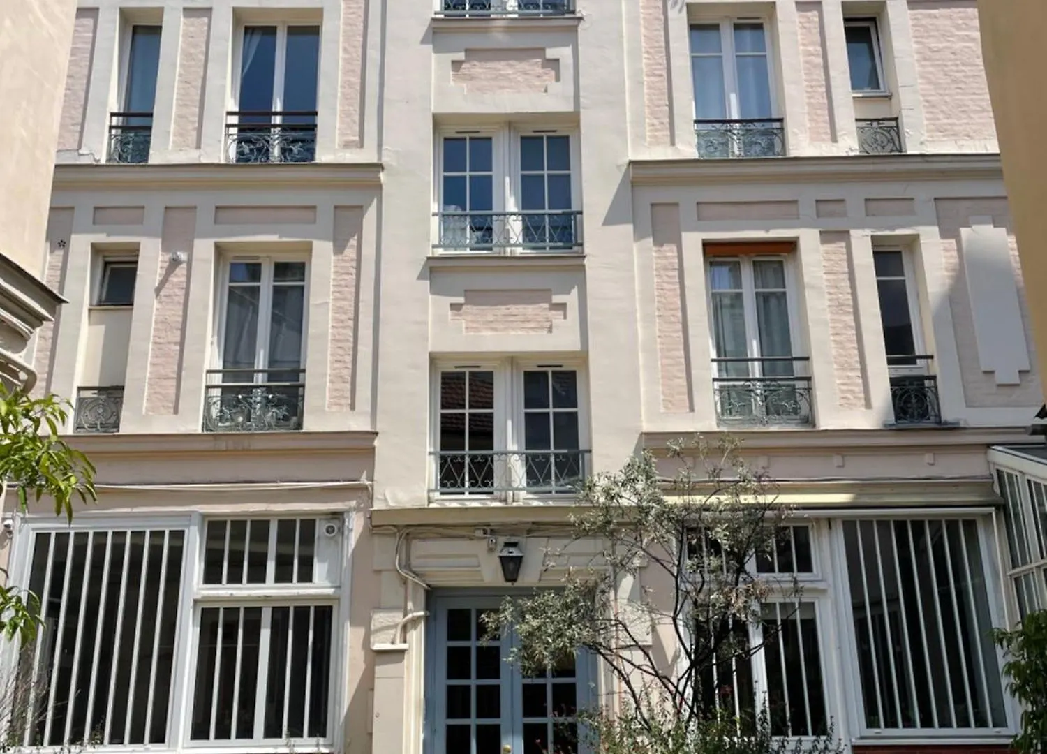 Apartment Triplex Refait A Neuf A Bastille Paris