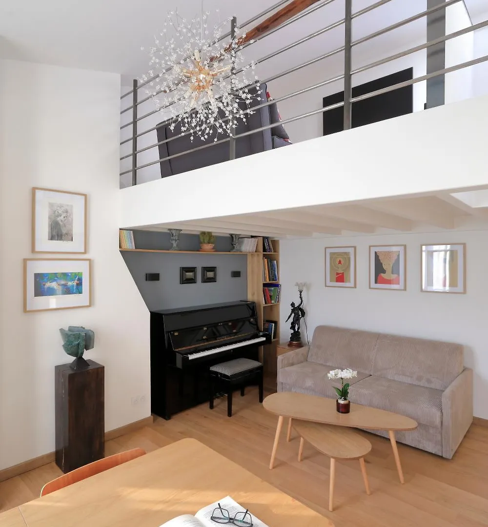 Triplex Refait A Neuf A Bastille
